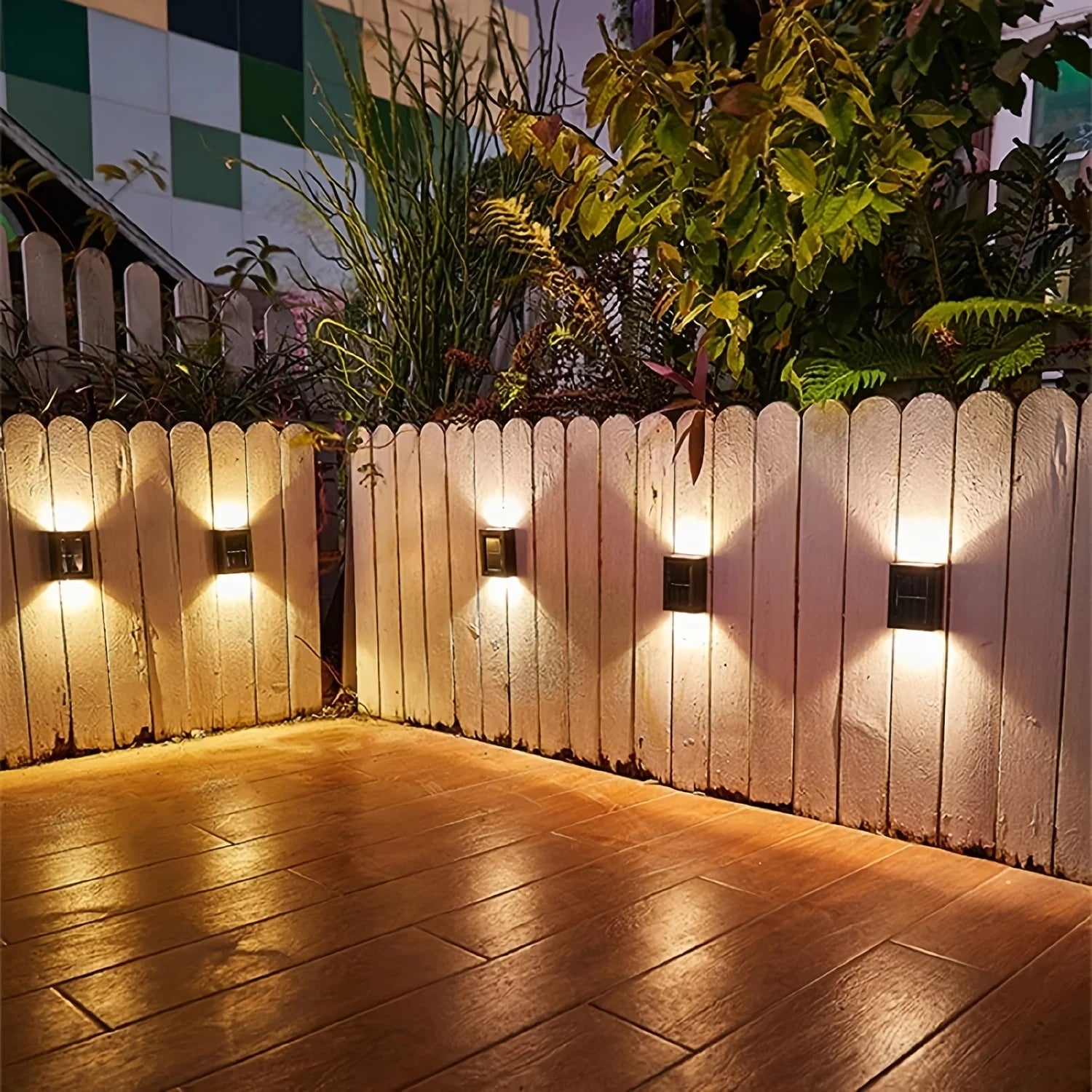 Outdoor Solar Wall Lights